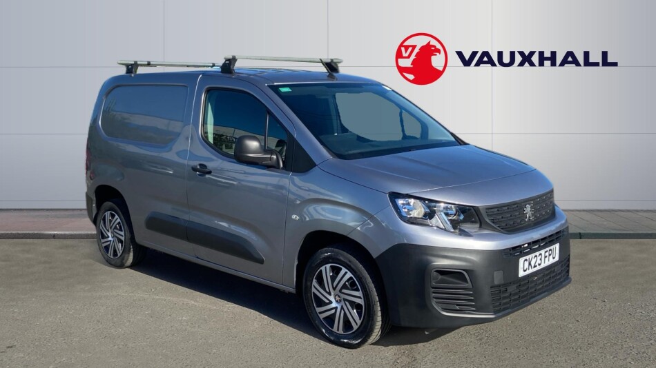 Peugeot Partner Standard Diesel 1000 1.5 BlueHDi 100 Professional Premium + Van